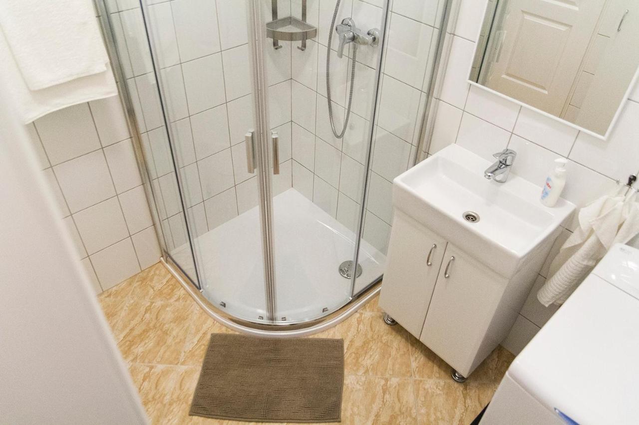 Authentic Akacfa Apartment Budapest Exterior photo