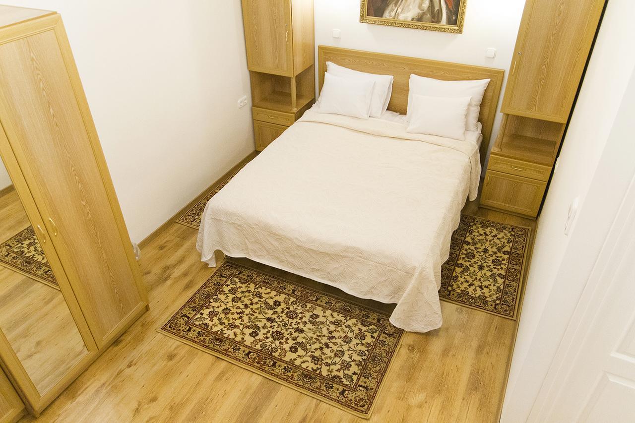 Authentic Akacfa Apartment Budapest Exterior photo